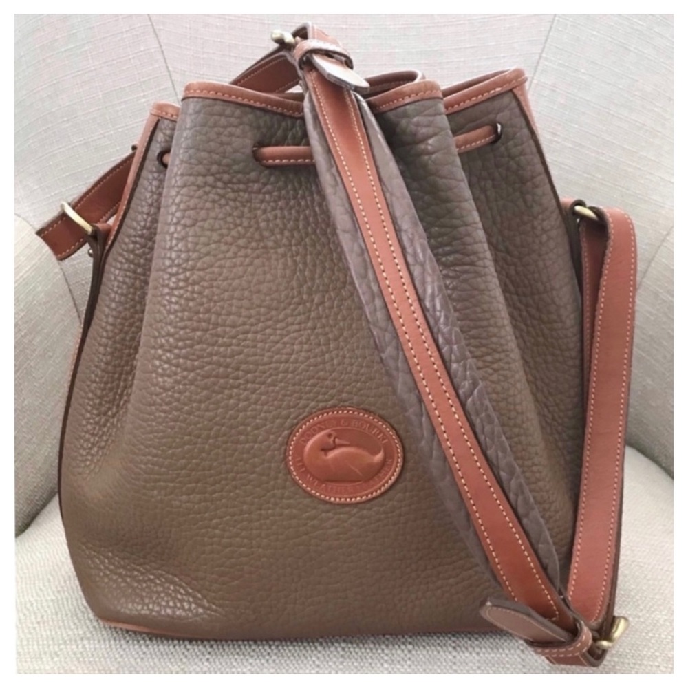 📌 SOLD Vintage Dooney & Bourke Drawstring Bag British Tan Brown Mushroom RARE - Picture 3 of 16